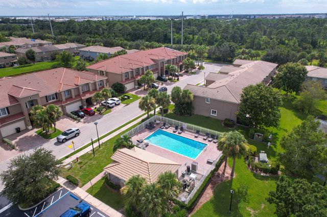 2241 SW Marshfield Court, Port St Lucie, FL 34953
