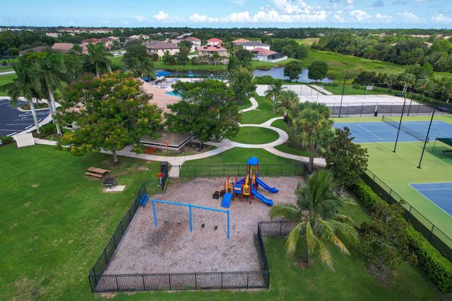 2241 SW Marshfield Court, Port St Lucie, FL 34953
