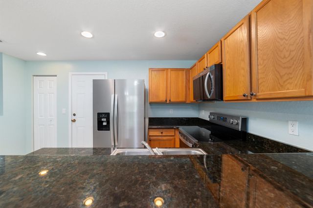 2241 SW Marshfield Court, Port St Lucie, FL 34953