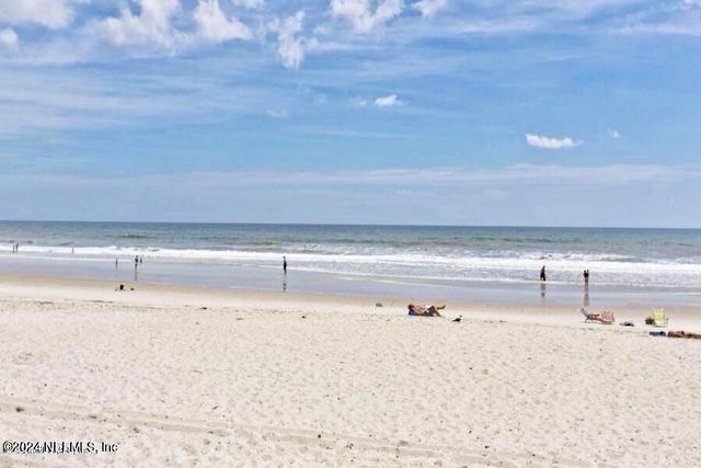 423 9TH Avenue N 201, Jacksonville Beach, FL 32250