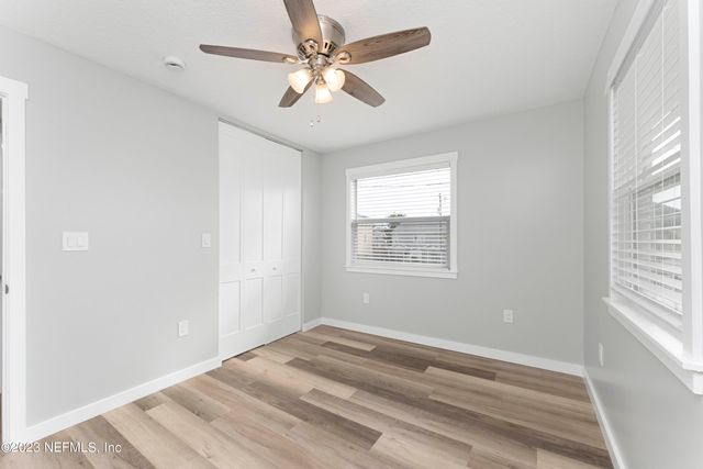 423 9TH Avenue N 201, Jacksonville Beach, FL 32250