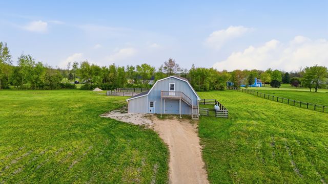 20809 Bunker Hill Road, Marengo, IL 60152
