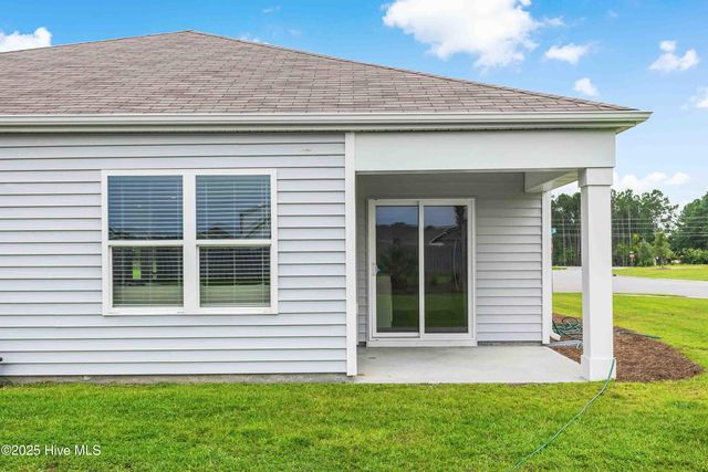 1588 Gunnel Drive SE 103, Winnabow, NC 28479