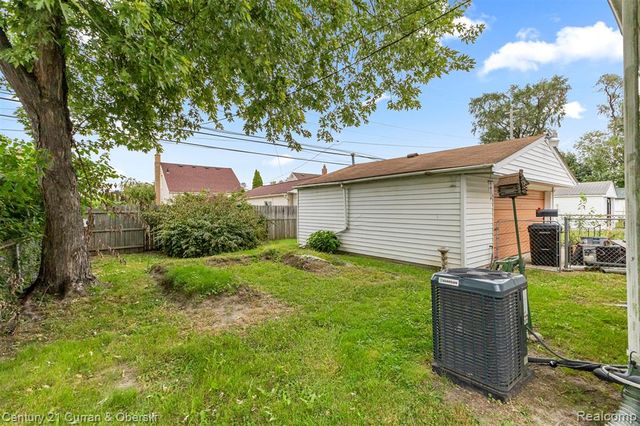 16000 Beatrice Avenue, Allen Park, MI 48101
