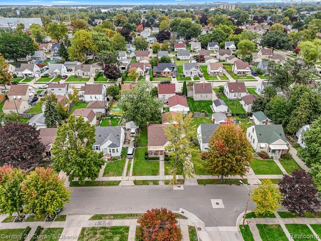 16000 Beatrice Avenue, Allen Park, MI 48101