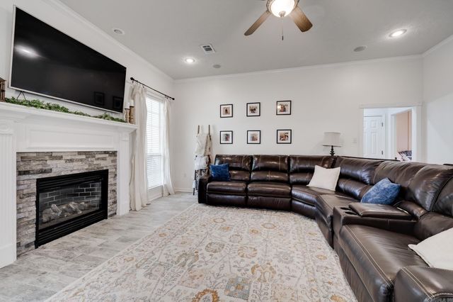 39 Linda Circle, Greenbrier, AR 72058