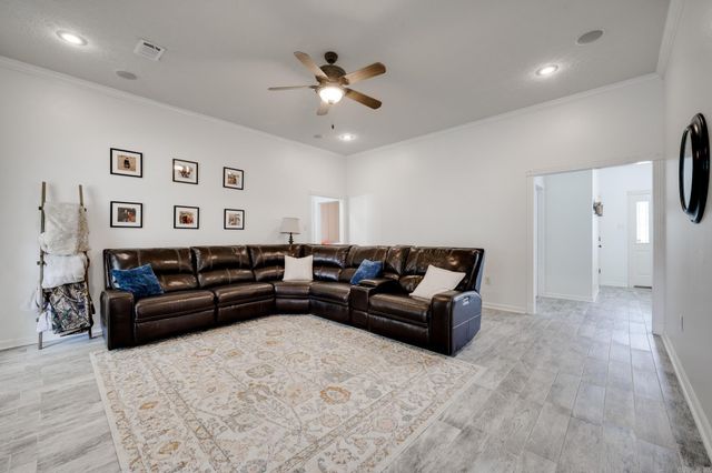 39 Linda Circle, Greenbrier, AR 72058