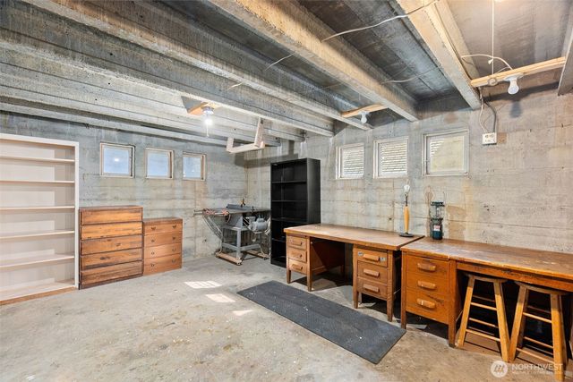 3242 Maringo Road SE, Olympia, WA 98501