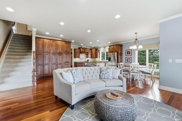 16005 Raptor Court, Huntertown, IN 46748
