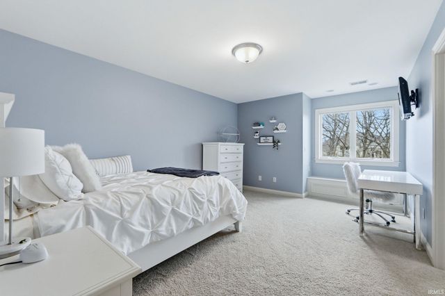 16005 Raptor Court, Huntertown, IN 46748