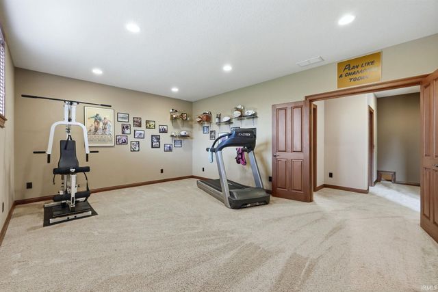 16005 Raptor Court, Huntertown, IN 46748