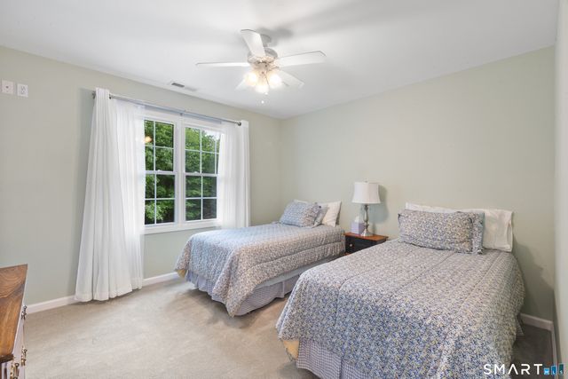 34 River Highlands Drive, Milford, CT 06461