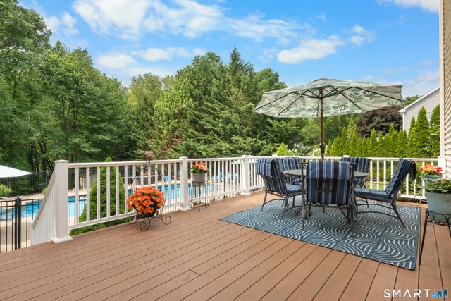 34 River Highlands Drive, Milford, CT 06461