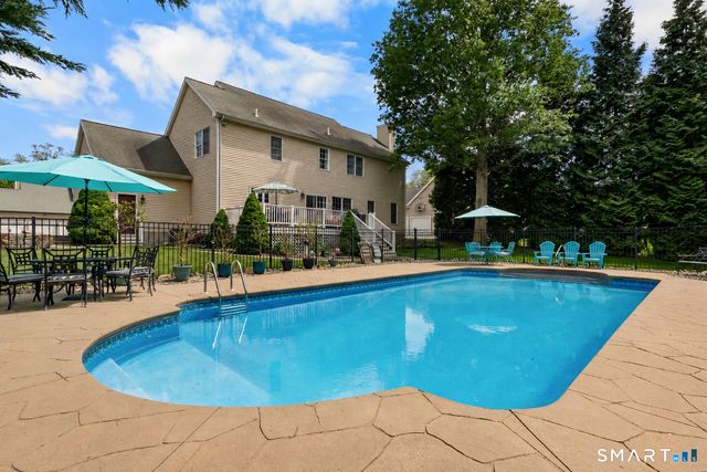 34 River Highlands Drive, Milford, CT 06461