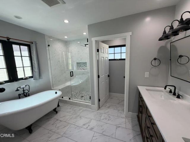 4703 Oakwood Avenue, La Canada Flintridge, CA 91011