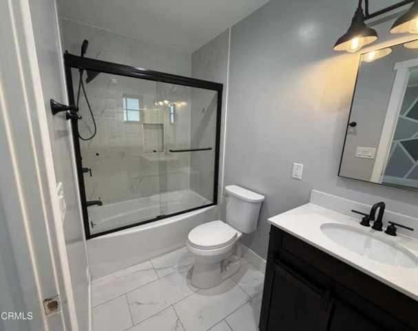 4703 Oakwood Avenue, La Canada Flintridge, CA 91011