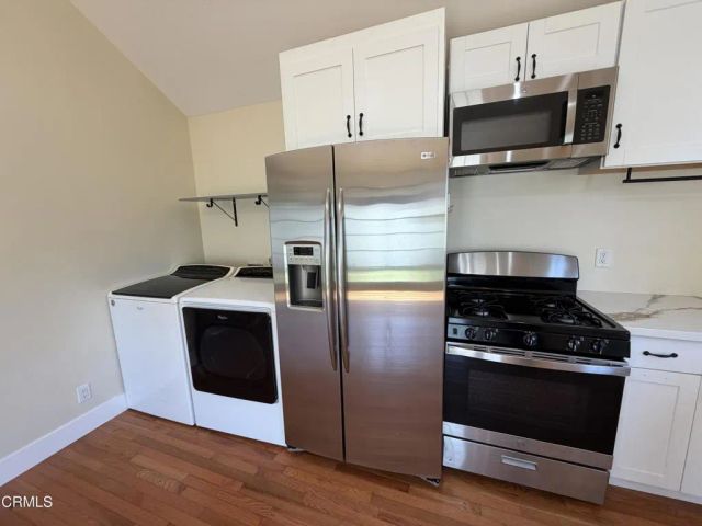 4703 Oakwood Avenue, La Canada Flintridge, CA 91011