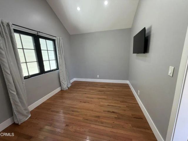 4703 Oakwood Avenue, La Canada Flintridge, CA 91011