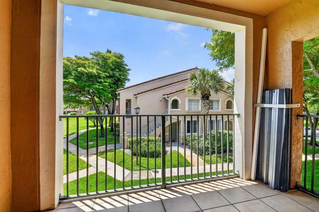7864 Sonoma Springs Circle 206, Lake Worth, FL 33463