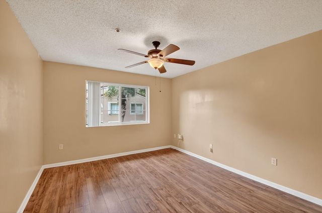 7864 Sonoma Springs Circle 206, Lake Worth, FL 33463