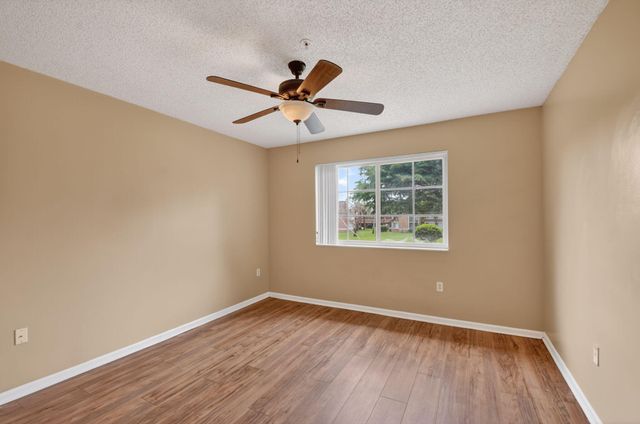 7864 Sonoma Springs Circle 206, Lake Worth, FL 33463