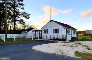 5422 LANKFORD HIGHWAY, New Church, VA 23415