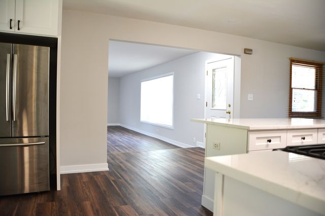 2811 Limerick Drive, Cary, IL 60013