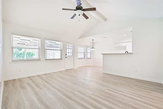 409 Linda Lane, Friendswood, TX 77546