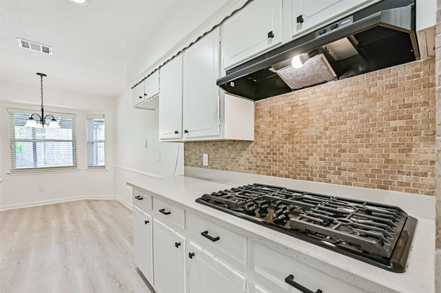 409 Linda Lane, Friendswood, TX 77546