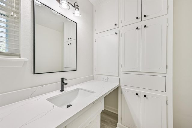 409 Linda Lane, Friendswood, TX 77546