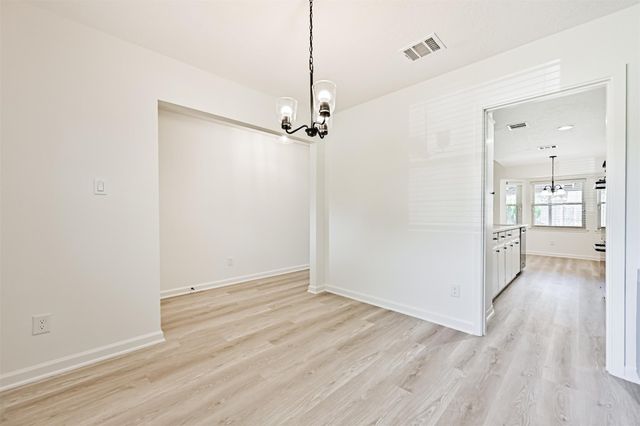 409 Linda Lane, Friendswood, TX 77546