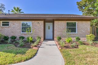 409 Linda Lane, Friendswood, TX 77546