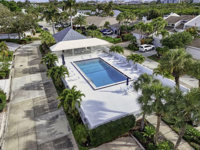 17085 Bay Street, Jupiter, FL 33477