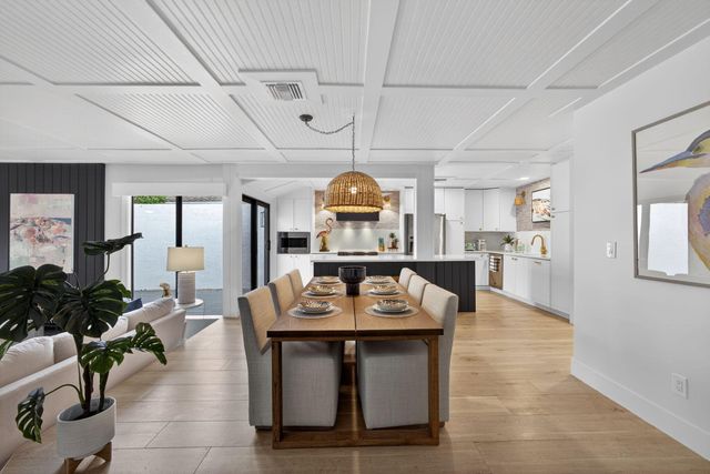 17085 Bay Street, Jupiter, FL 33477