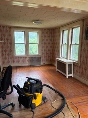 2 barden Lane, Warren, RI 02885