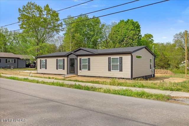 9 Hamilton Street, Englewood, TN 37329
