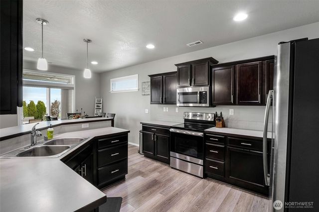 1334 E Nen Drive, Moses Lake, WA 98837