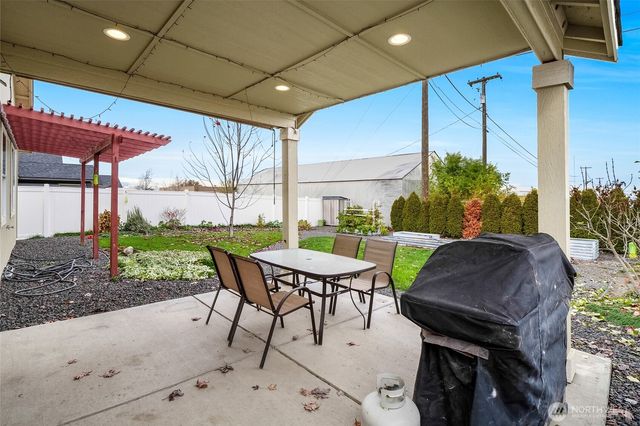 1334 E Nen Drive, Moses Lake, WA 98837