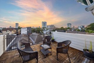 4915 Chenevert Street, Houston, TX 77004