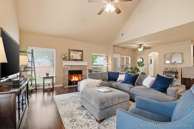 4103 W Roanoke Place, Broken Arrow, OK 74011
