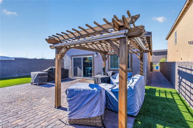 9649 Peggy Publow Avenue, Las Vegas, NV 89143
