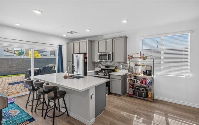 9649 Peggy Publow Avenue, Las Vegas, NV 89143