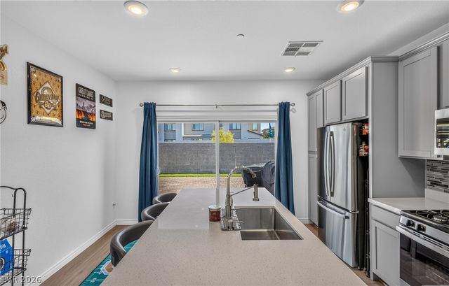 9649 Peggy Publow Avenue, Las Vegas, NV 89143