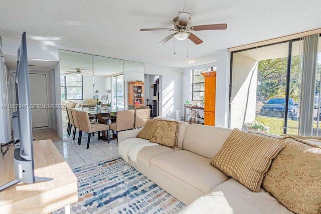 6193 Rock Island Rd 119, Tamarac, FL 33319