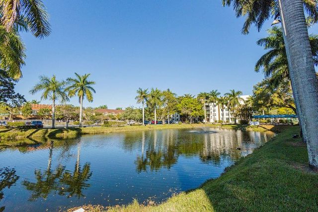 6193 Rock Island Rd 119, Tamarac, FL 33319