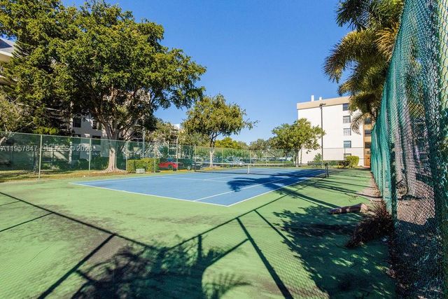 6193 Rock Island Rd 119, Tamarac, FL 33319