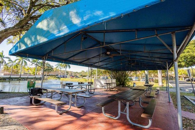 6193 Rock Island Rd 119, Tamarac, FL 33319