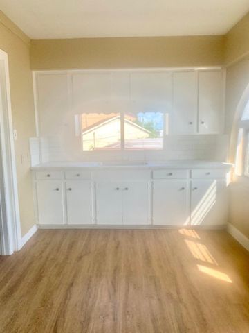 2317 Wilshire Street B, Houston, TX 77023