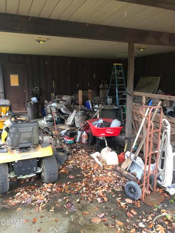 1800 Frankie Lane, Sevierville, TN 37876