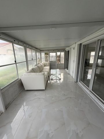 4966 SW 33rd Terrace, Hollywood, FL 33312